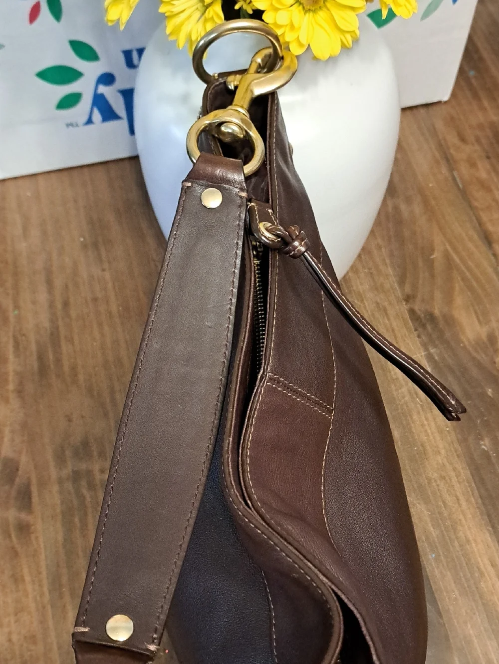 Coach Zoe Hobo, a classic slouchy leather handbag Gorgeous💙2008 - 2009 - Picture 11 of 14